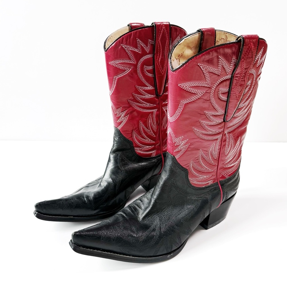 GUESS Women Red Black Leather Western Cowboy Boots SZ8 Country Coastal Cowgirl